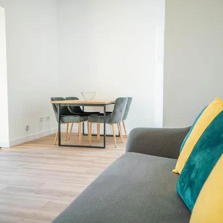Casa Amarela 36 Апартаменты Encarnacao
